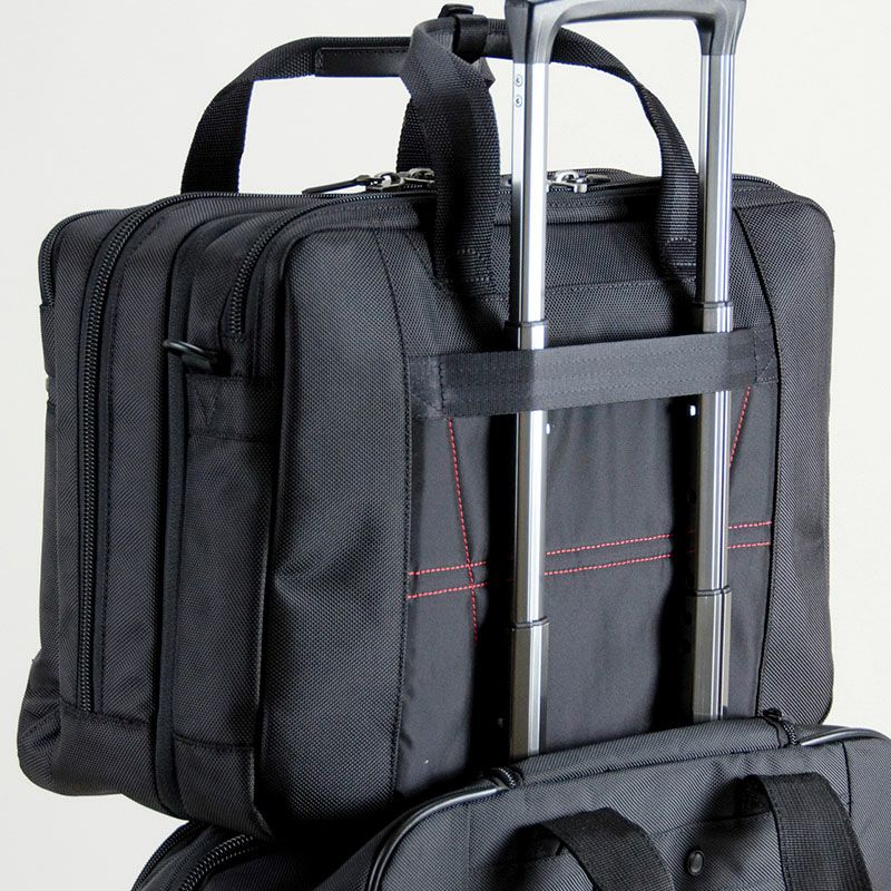 キャリーループでスーツケースなどにセットアップ　ネオプロ・レッドポイントのEXトラベルブリーフ　　型番2-119　NEOPRO RED POINT